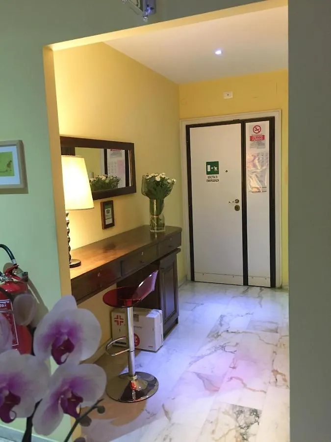 Perseo B&B Rome 3*,  Italy