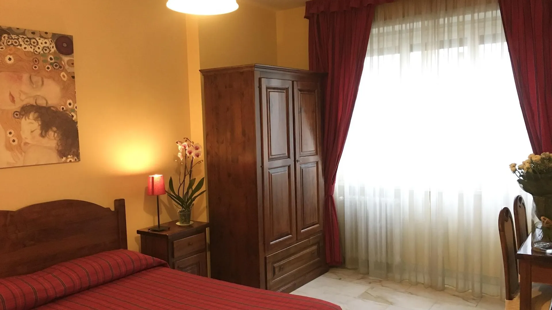 Perseo B&B Rome 3*,  Italy